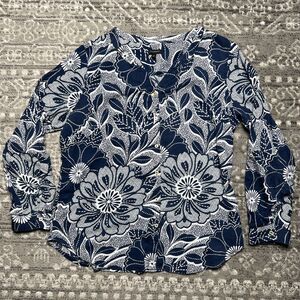 Talbots Blue White Floral Long Sleeve Button Up Shirt Size Large Roll Tab Cotton